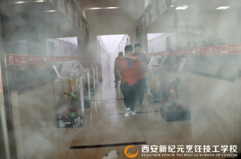 筑牢,消防,安全,创建,平安,校园,我校,成功,举办,应急,