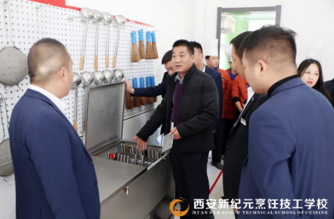 集团,检查组,领导,一行,深入,我校,开展,校园,安全,大检