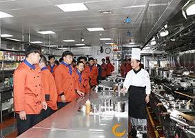 ������ѧ���ܵ�Ȼѡ�¼�Ԫ